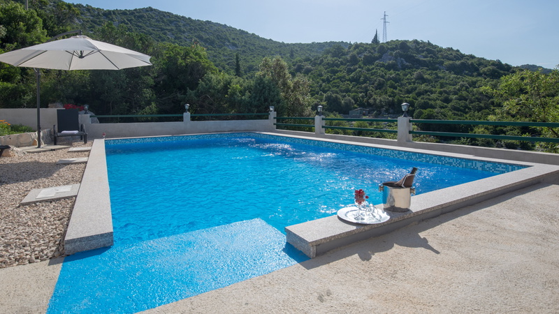 Apartment Zelenika Villa