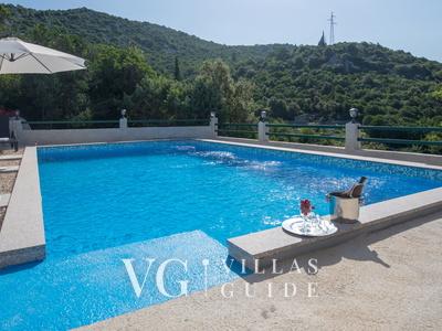 Apartment Zelenika Villa