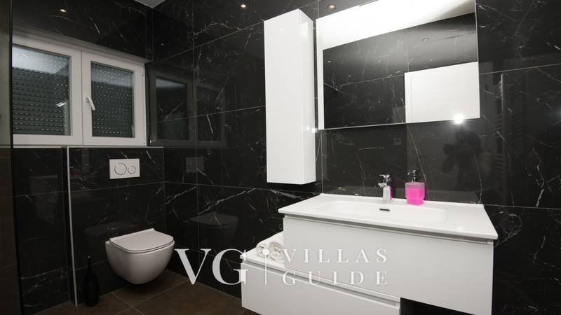 Villa Ella - Makarska-Imotski Badezimmer