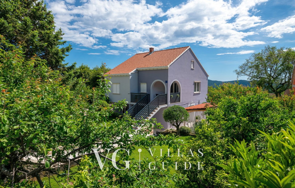 House Arkulin Garten und Außenbereich