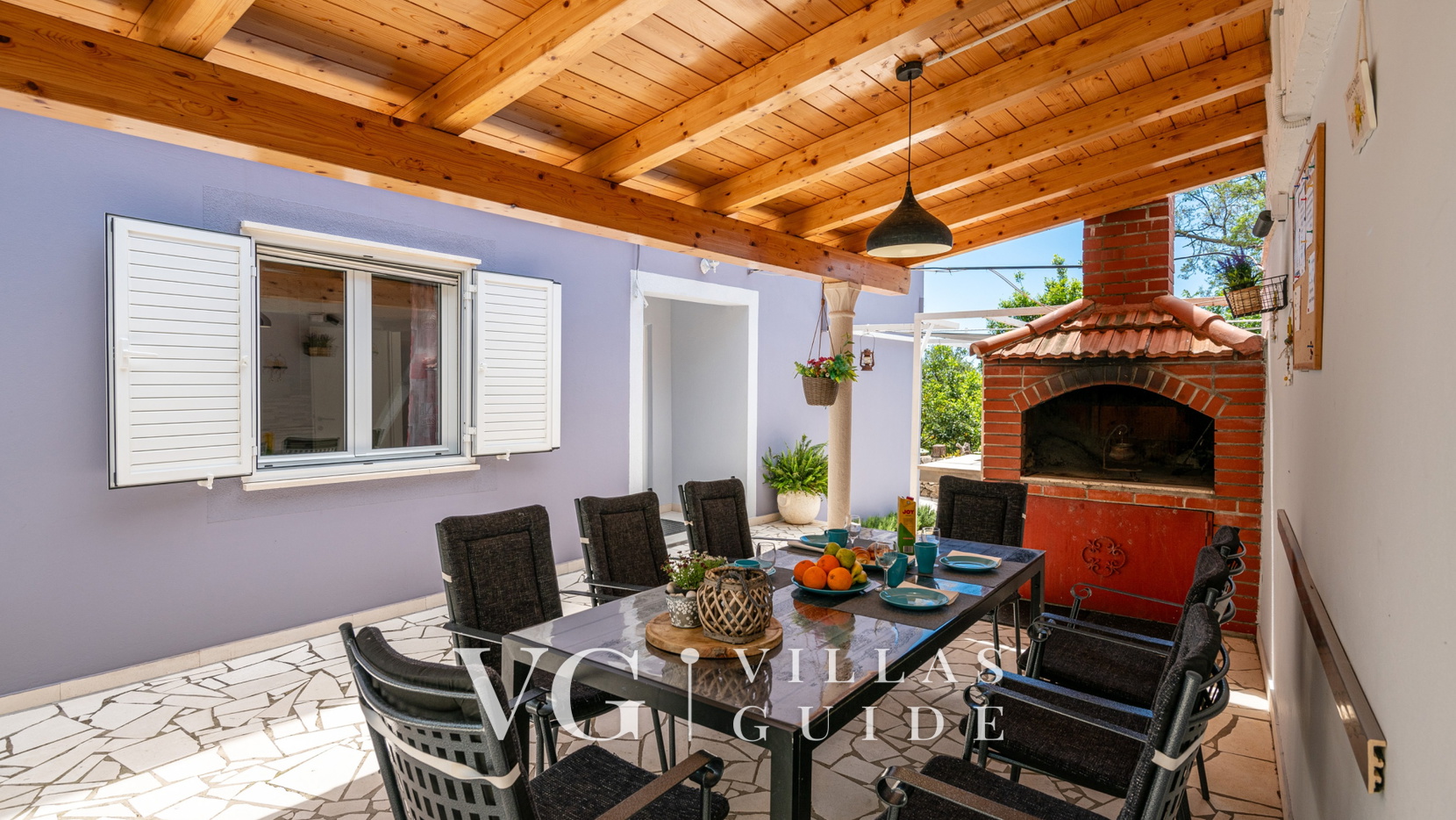 House Arkulin Dvorište i vanjski dio objekta