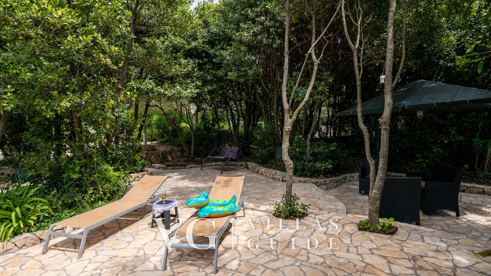 House Arkulin Dodatni sadržaji