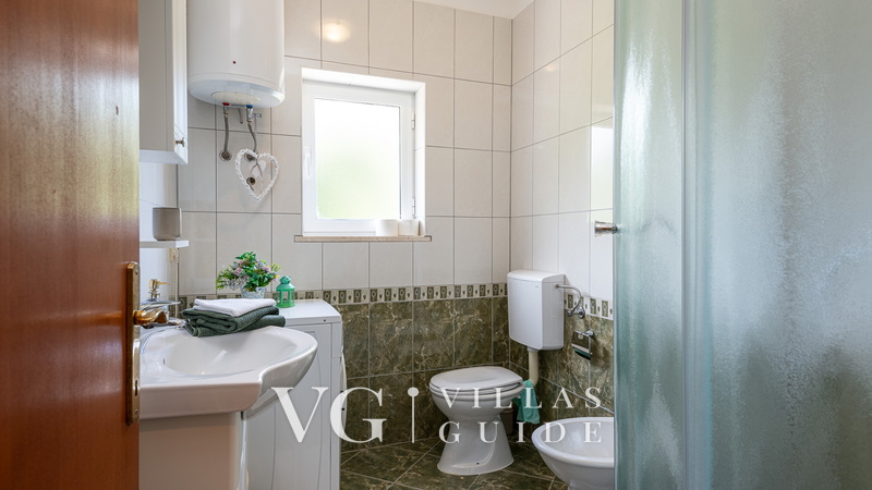 House Arkulin Kupaonica