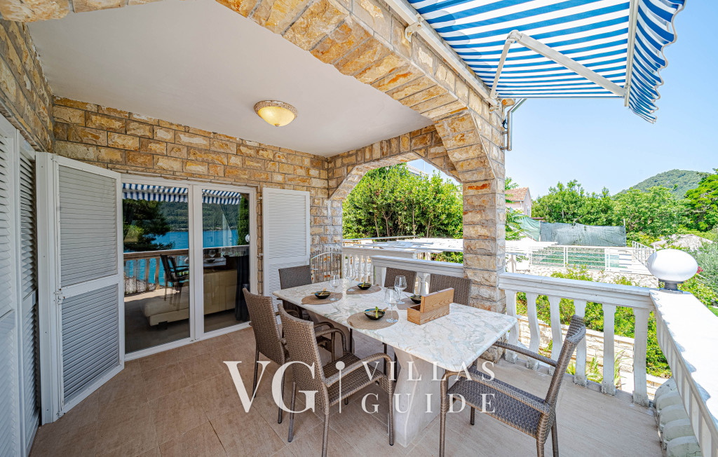 Villa Soldo Garden and property exterior