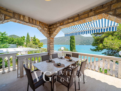 Villa Soldo Garden and property exterior