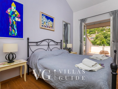 Villa Olive Bedroom