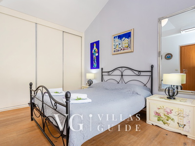 Villa Olive Bedroom
