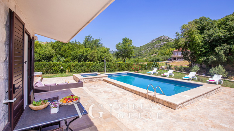 Villa Olive Bazen