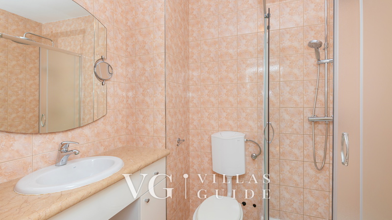 Villa Olive Kupaonica