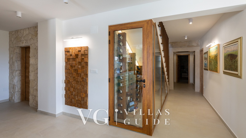 Villa Mikić Additional content