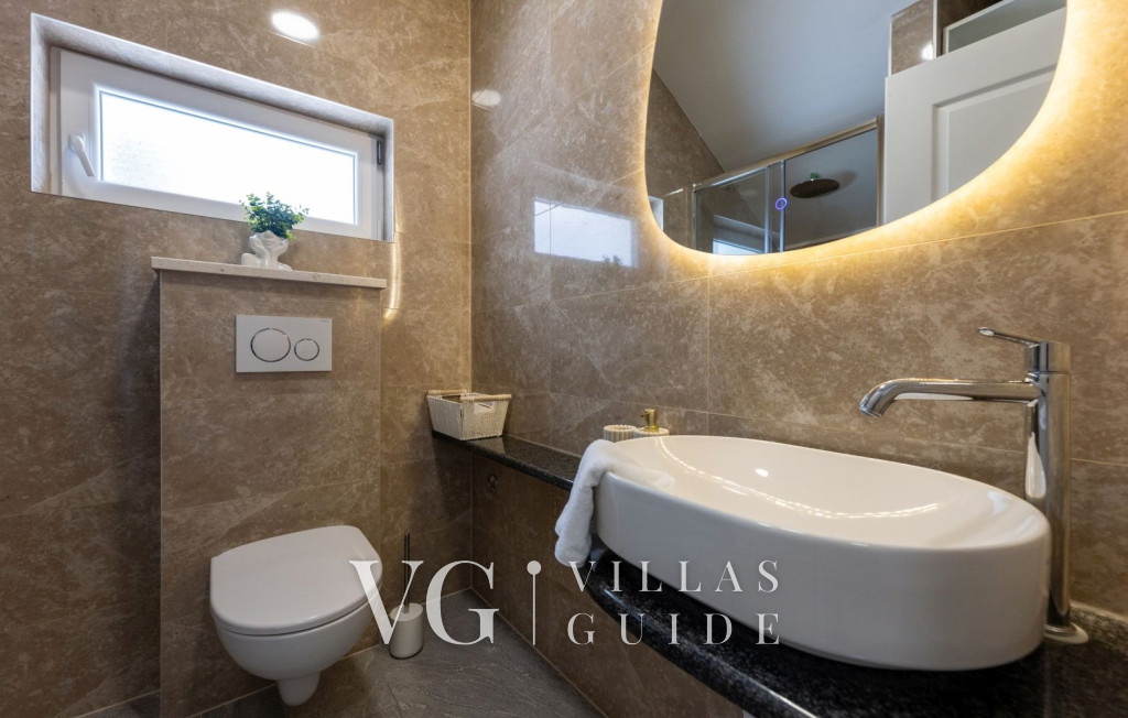 House Vidović Bathroom