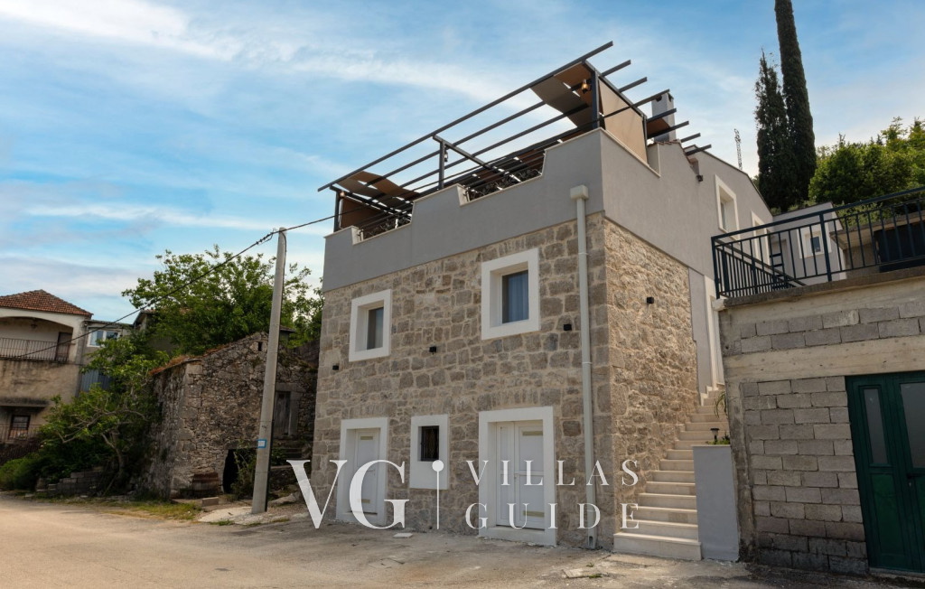 House Vidović Garden and property exterior