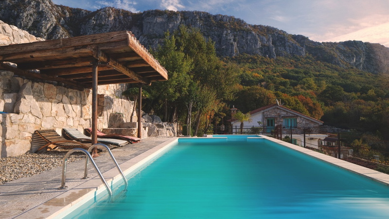 House sound of nature pool Crikvenica