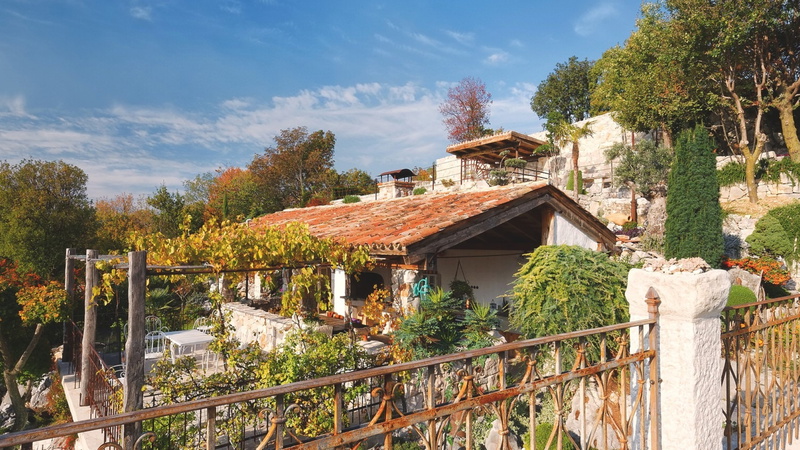 House sound of nature pool Crikvenica