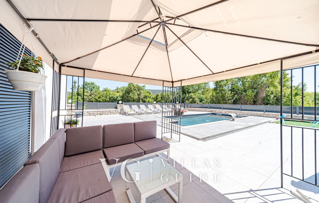 Villa Angela Dvorište i vanjski dio objekta