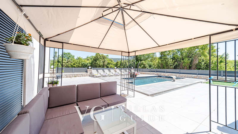 Villa Angela Garten und Außenbereich