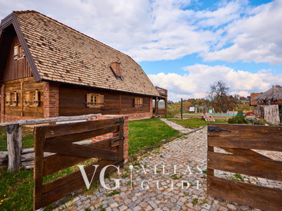 Holiday Home Trnovka Garten und Außenbereich