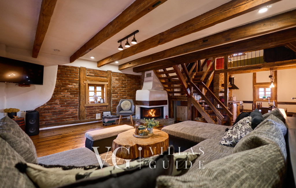 Holiday Home Trnovka Wohnzimmer