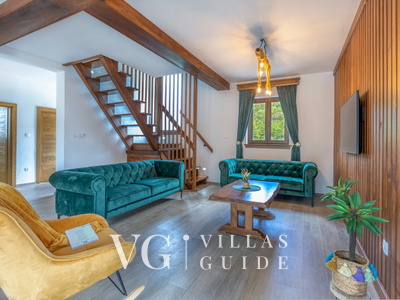 Villa D-Ika Living room