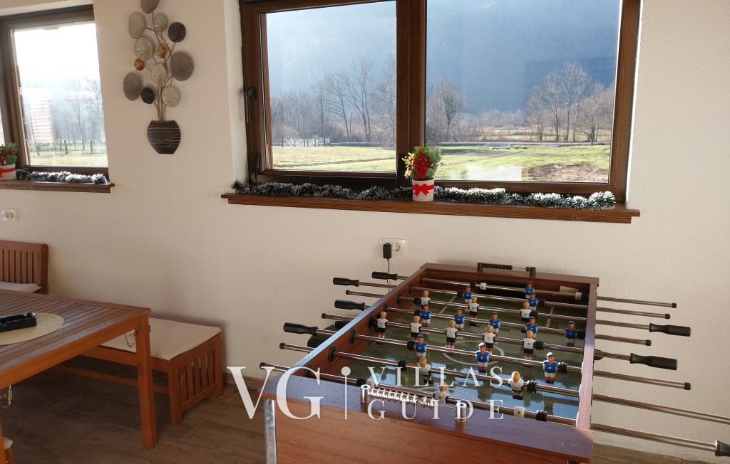 Villa D-Ika Additional content