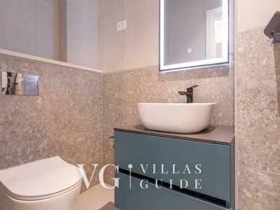 Villa Brig Bathroom