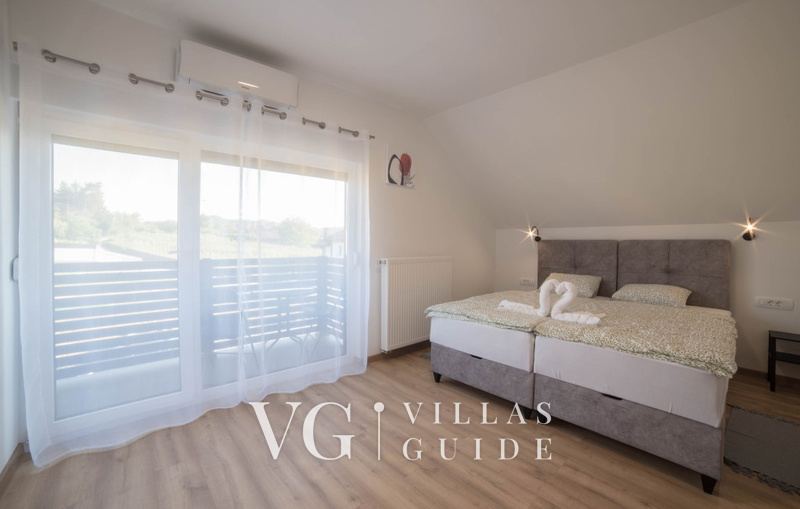 Villa Old Hills Bedroom