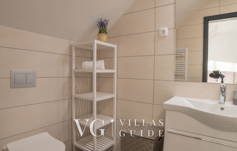 Villa Old Hills Bathroom