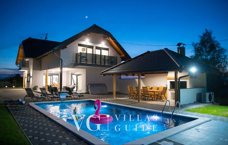 Villa Old Hills Pool