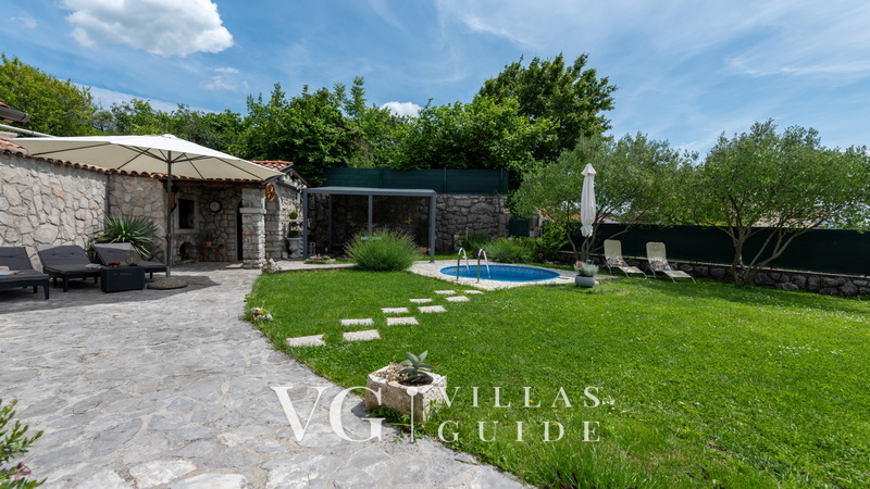 Villa Anita's place Garden and property exterior