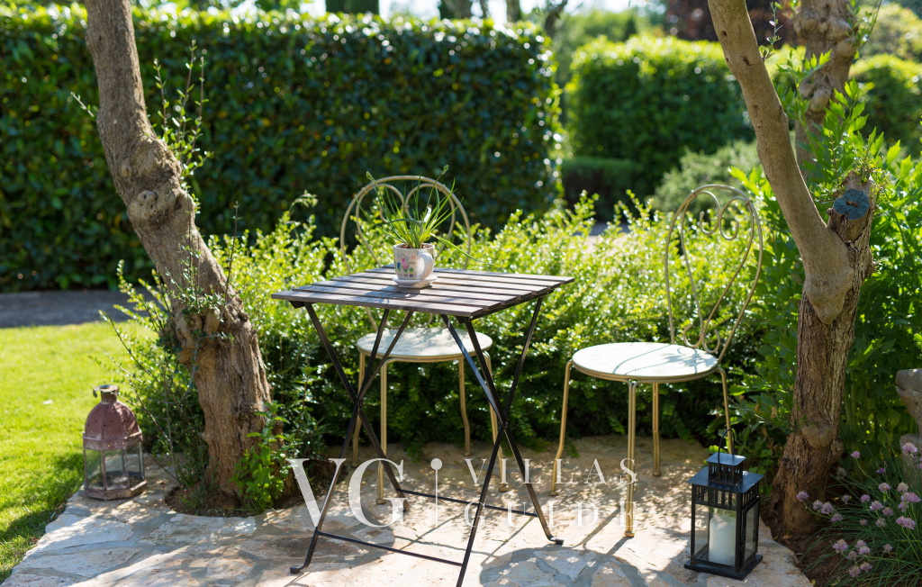 Cypress & Olive House Contenuto aggiuntivo