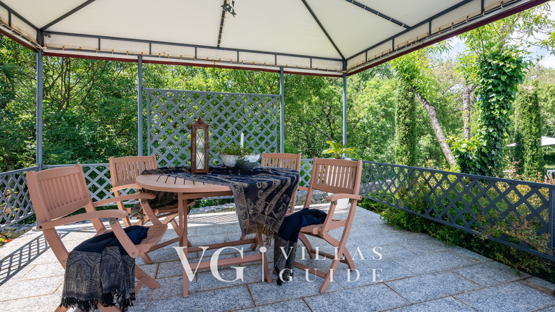 Cypress & Olive House Garten und Außenbereich