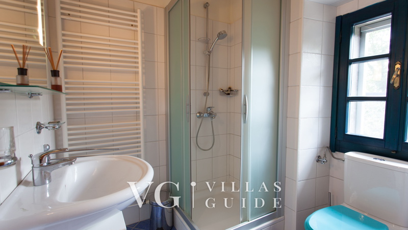 Cypress & Olive House Badezimmer