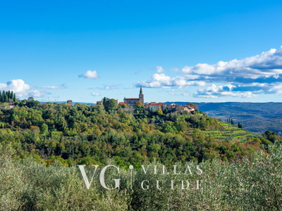 Apartment Groznjan I Mikrolokacija