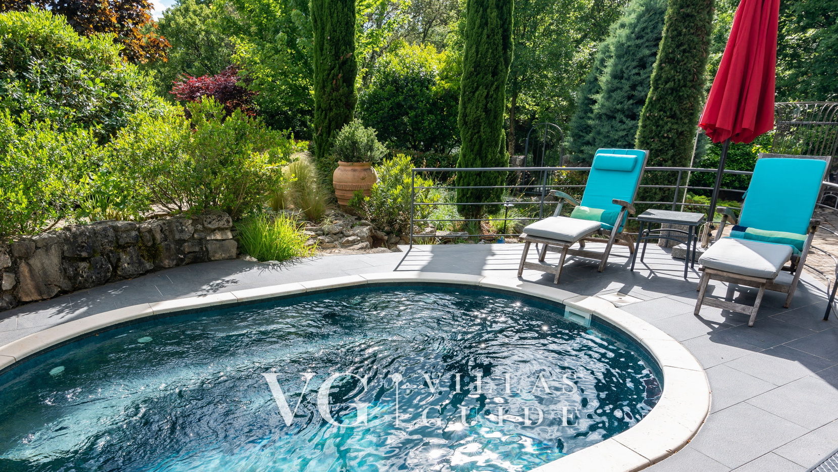 Little Blue House Bazen