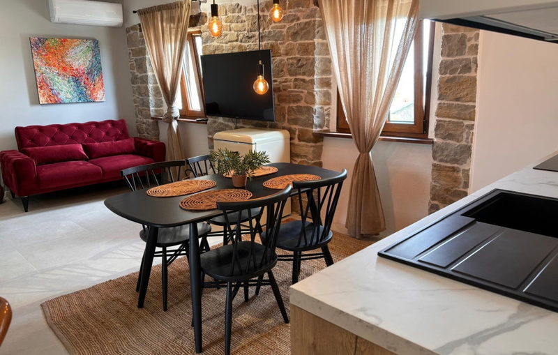 Apartment Groznjan III