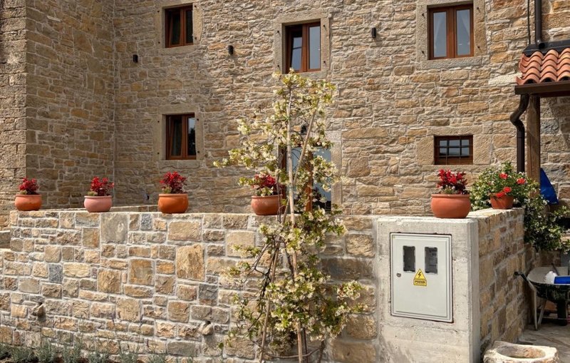 Apartment Groznjan III