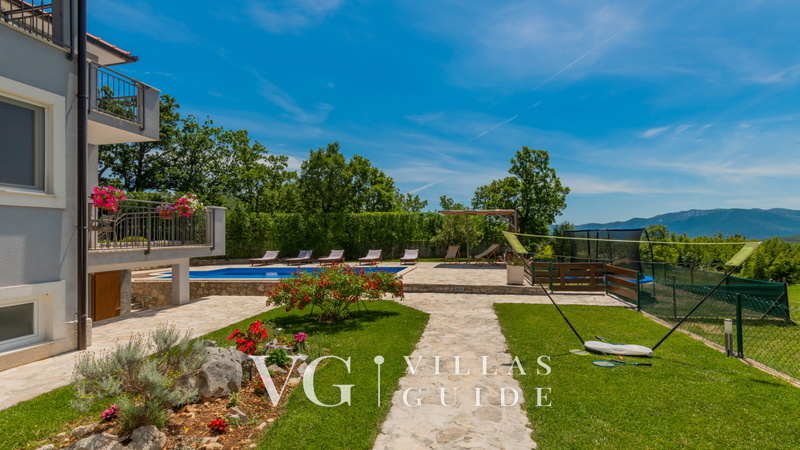 Villa Ruža - Omiš-Blato na Cetini Dvorište i vanjski dio objekta