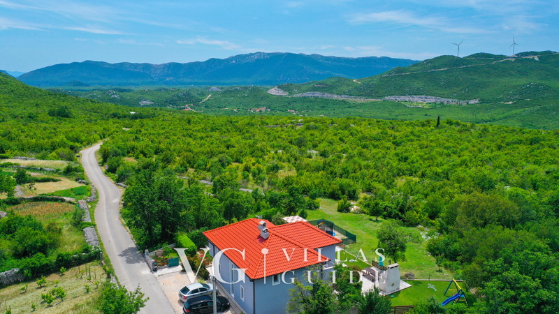 Villa Ruža - Omiš-Blato na Cetini Garden and property exterior