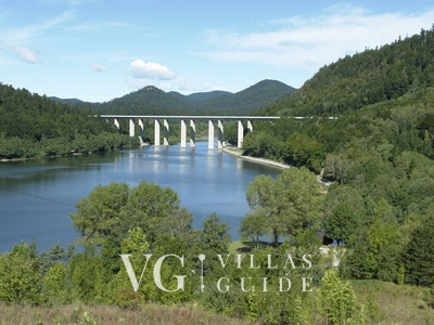 Ferienhaus Lisac Microlocation