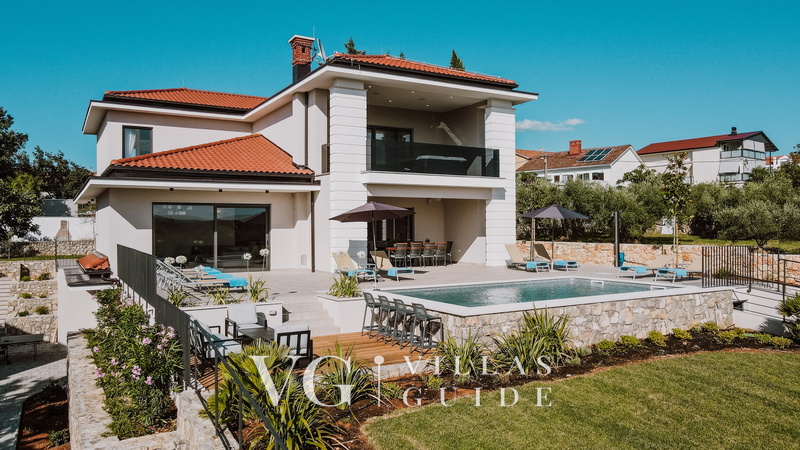 Villa Lu 1 Krk Garden and property exterior