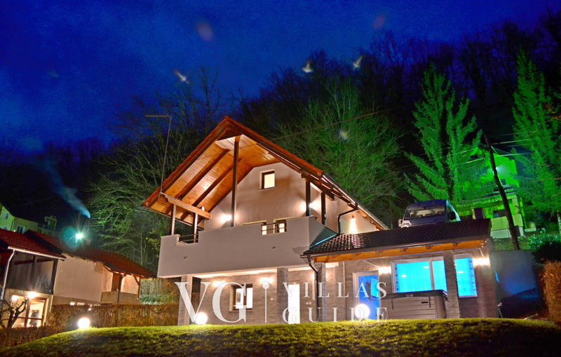 Holiday House Lucija