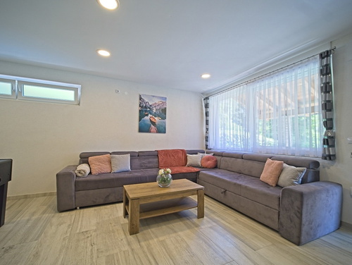 Holiday House Lucija