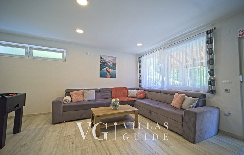 Holiday House Lucija