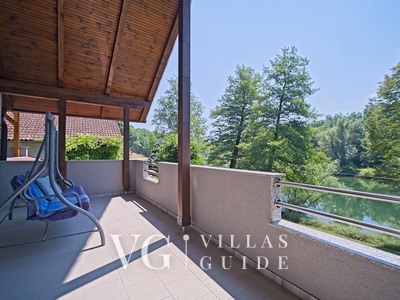 Holiday House Lucija