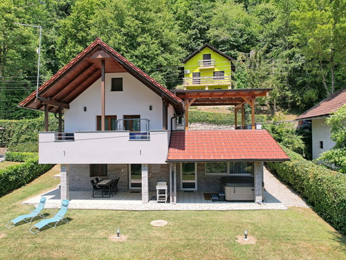 Holiday House Lucija