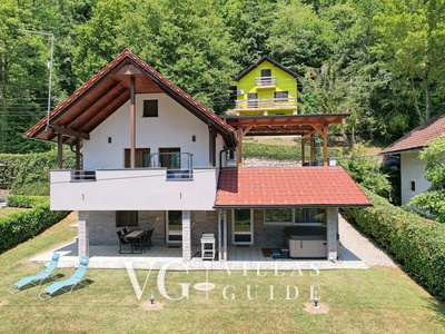 Holiday House Lucija