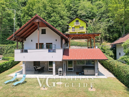 Holiday House Lucija