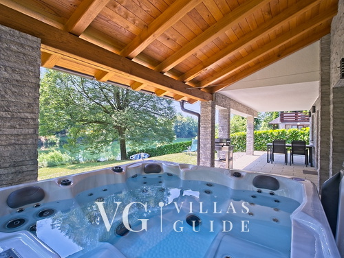 Holiday House Lucija