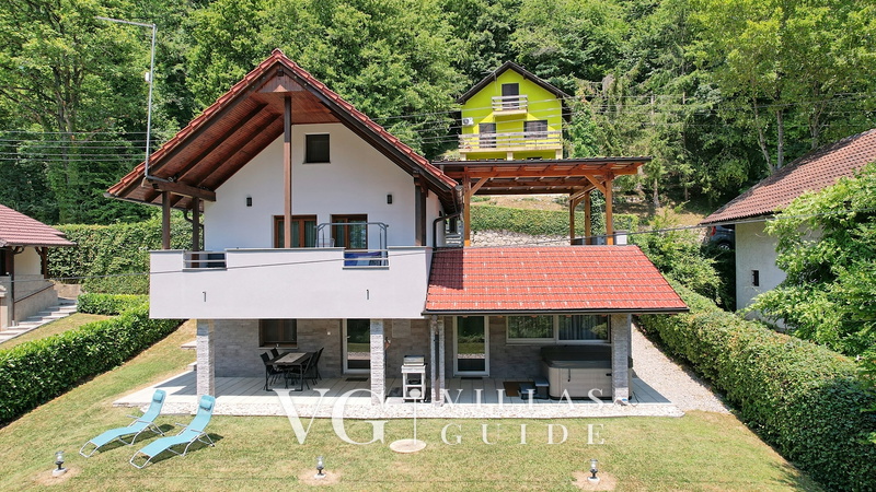 Holiday House Lucija