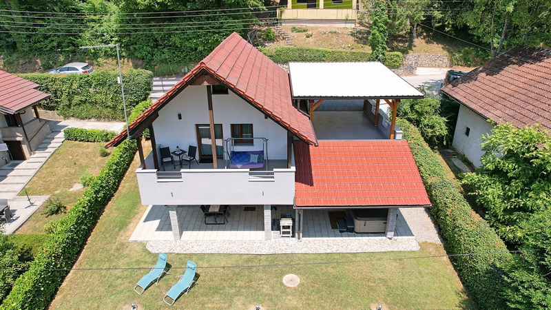 Holiday House Lucija